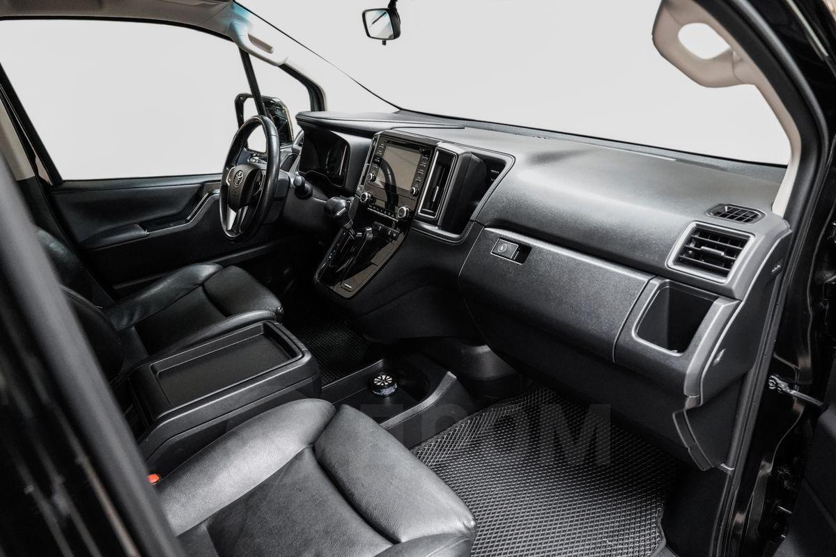 Toyota Hiace, 2020 год